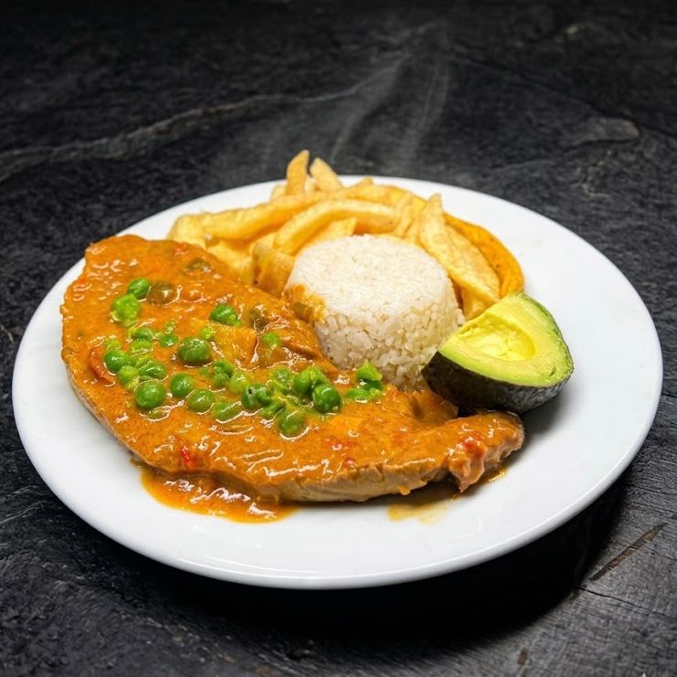 Lengua en Salsa